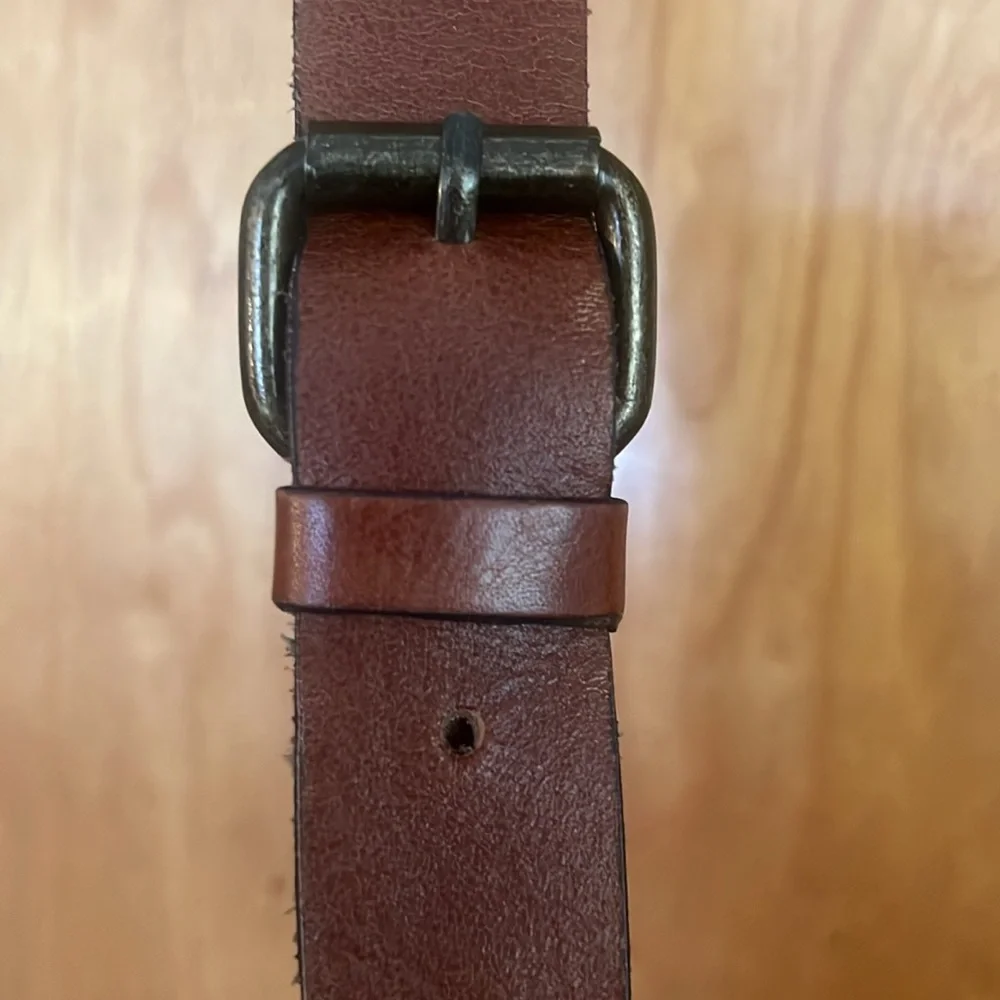 Patricia Nash Leon Retired Leather Crossbody GUC!